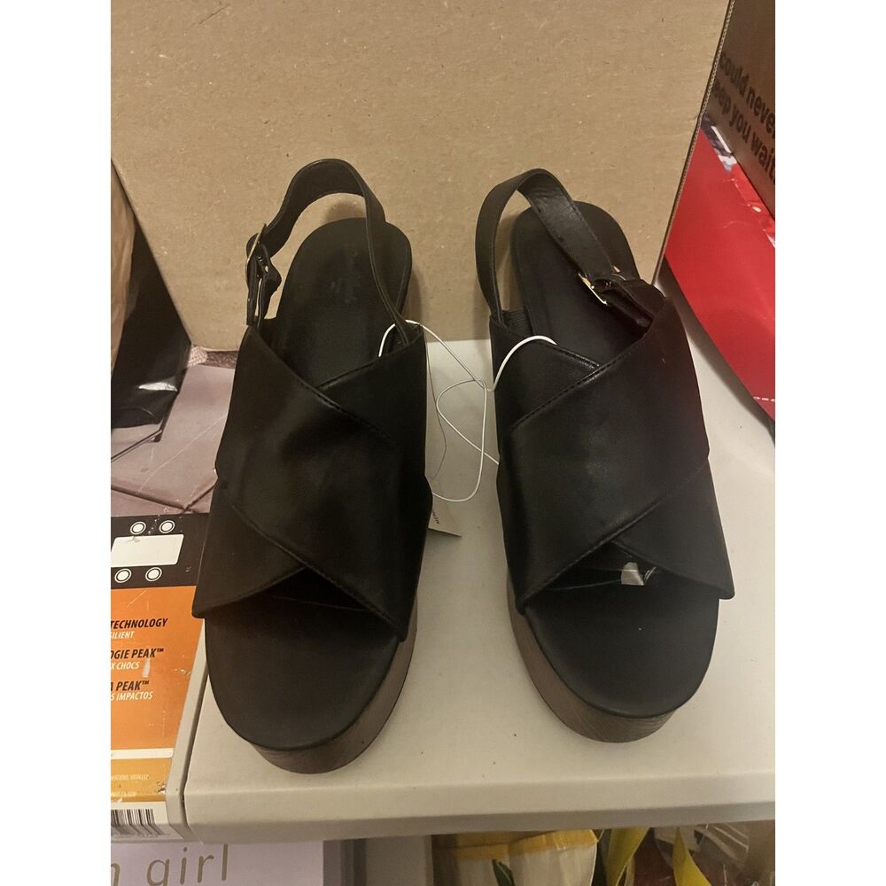 Universal Thread Black Crisscross Platform Slingback Sandals size: 10